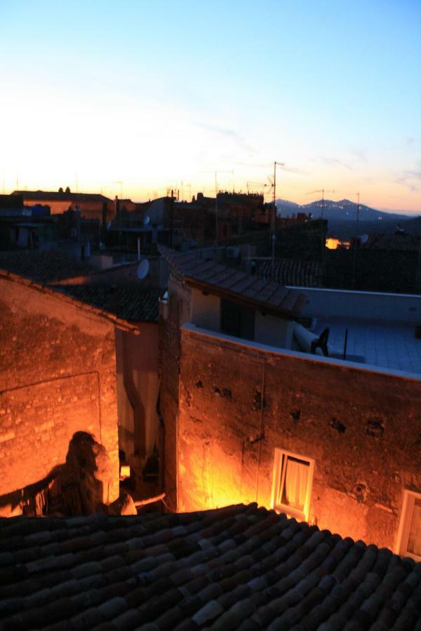 Tivoli Old Town - Casa Nel Quartiere Medioevale Apartment Exterior photo